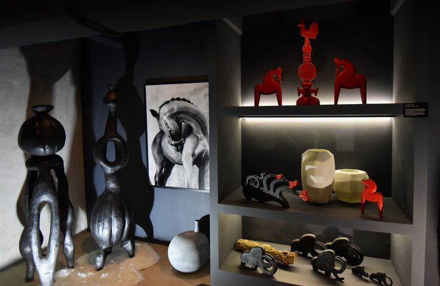 Выставка современных российских художников "Трилогия чувств" стартовала в Москве 9 фото