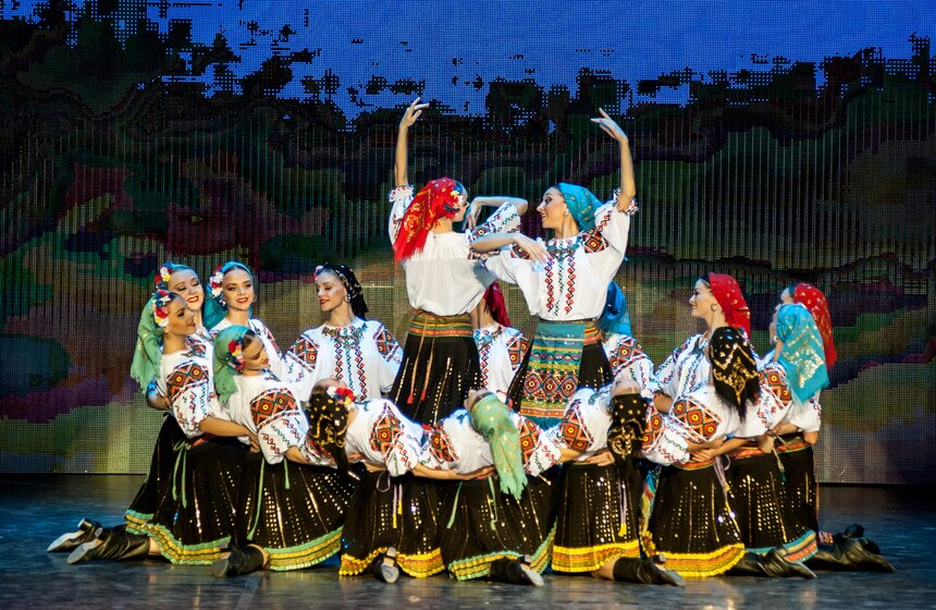 Ансамбль народного танца Игоря Моисеева отметил 77-летие 10 фото