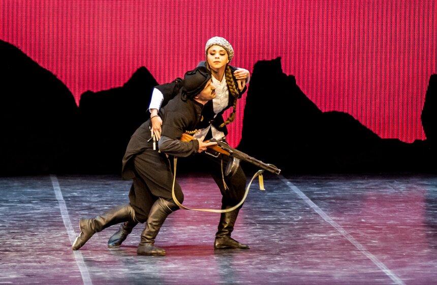 Ансамбль народного танца Игоря Моисеева отметил 77-летие 23 фото