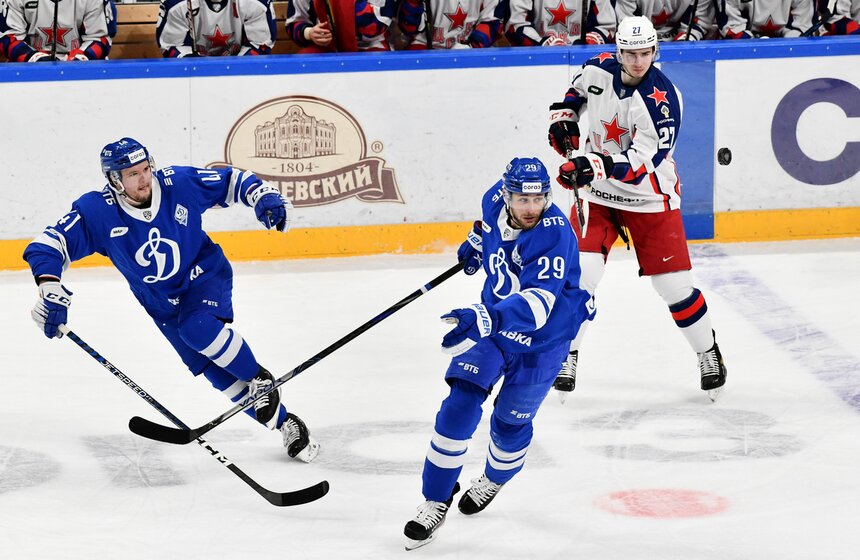 Московское "Динамо" одержало победу над ЦСКА в серии буллитов 4 фото