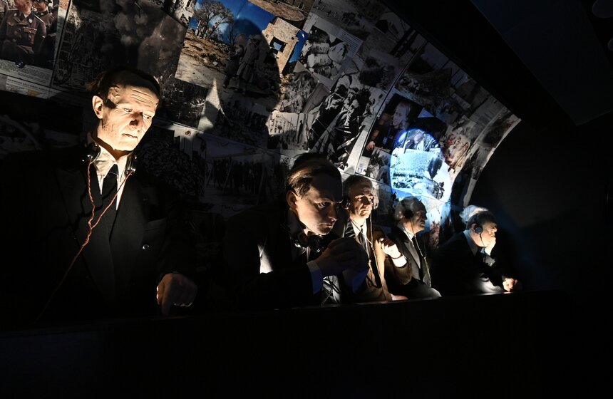 Передвижной музей "Поезд Победы" открыл столичную экспозицию о военных трибуналах 17 фото