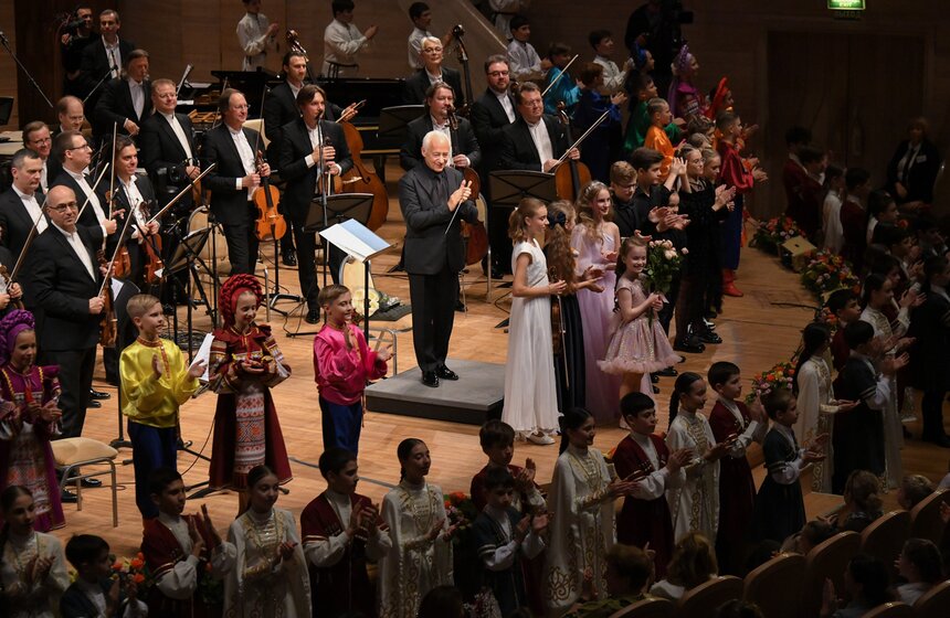 Международный детский фестиваль "Москва встречает друзей" стартовал в столице 25 фото