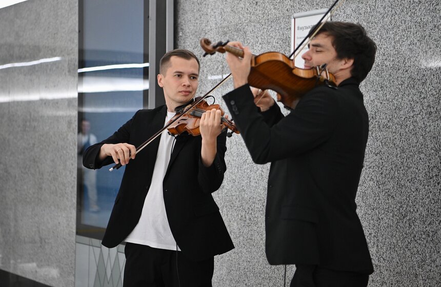 Три площадки проекта "Музыка в метро" открылись на БКЛ 2 фото