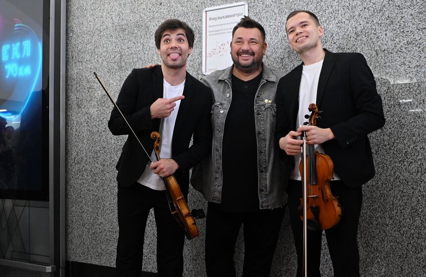 Три площадки проекта "Музыка в метро" открылись на БКЛ 13 фото