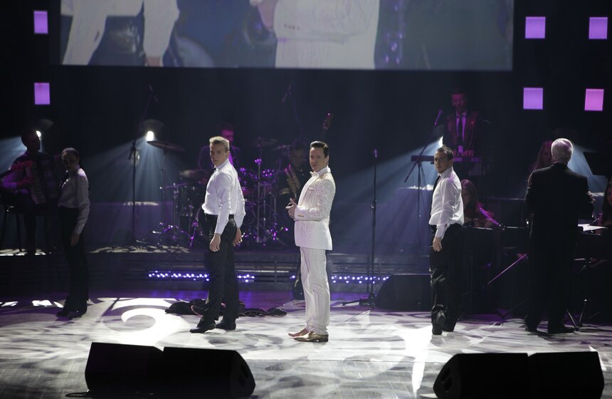 В "Крокус Холле" прошел юбилейный концерт Витаса 16 фото