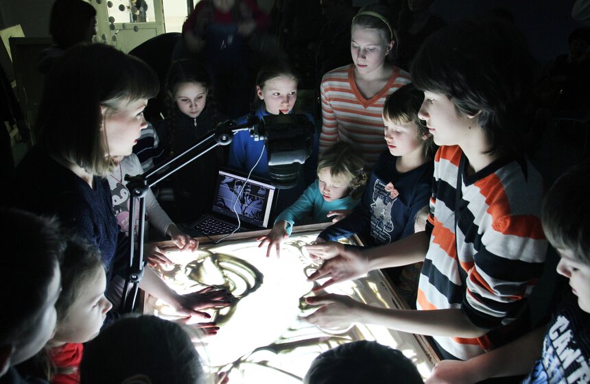 В музее Москвы прошел мастер-класс по песочной анимации 3 фото