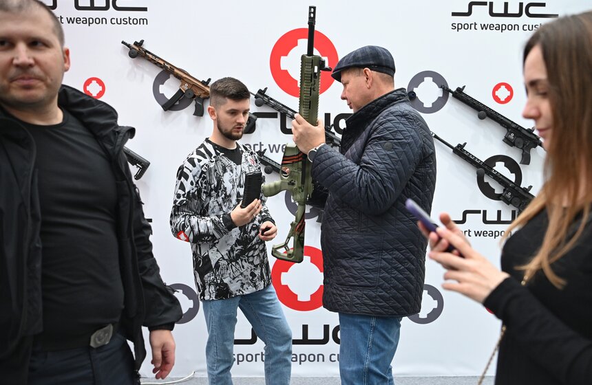 Международная выставка оружия и товаров для охоты прошла в Москве 21 фото