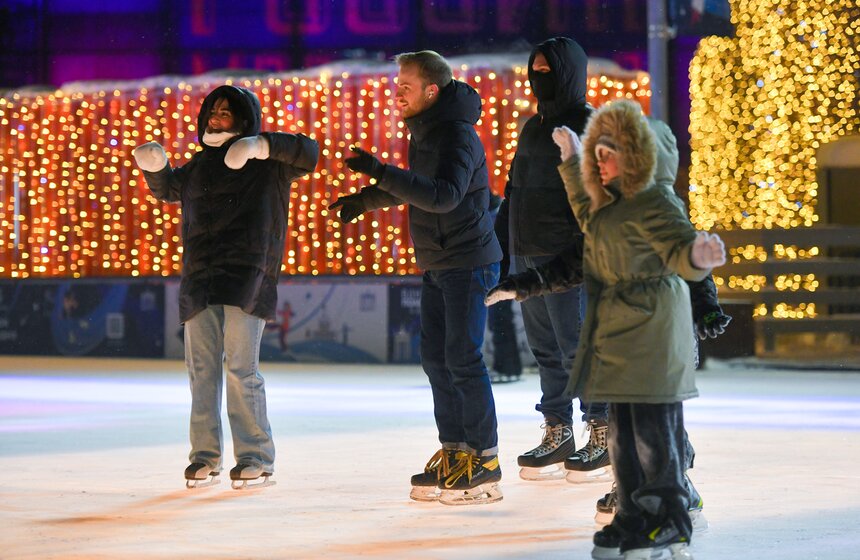 Тематическая вечеринка "Русский авангард" прошла на ВДНХ 8 декабря 16 фото