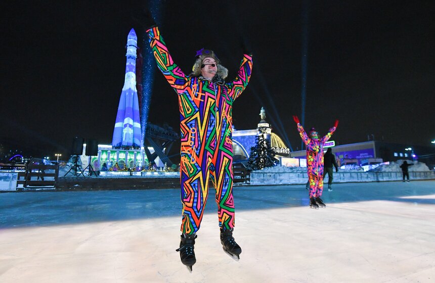 Тематическая вечеринка "Русский авангард" прошла на ВДНХ 8 декабря 10 фото