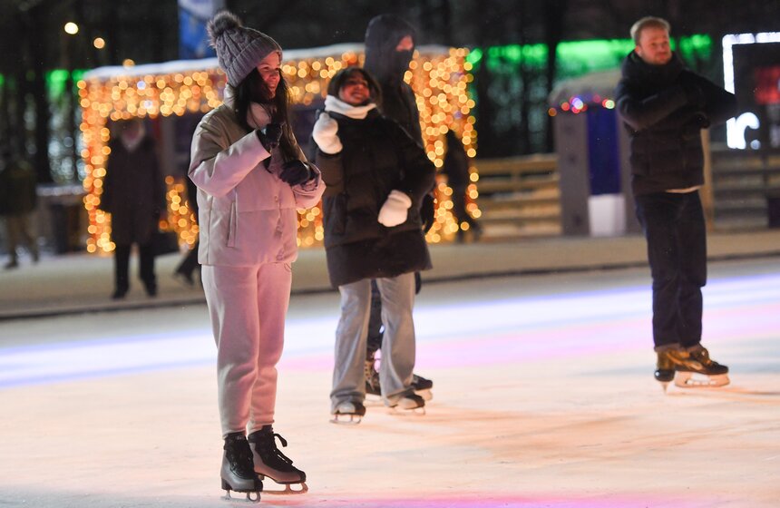 Тематическая вечеринка "Русский авангард" прошла на ВДНХ 8 декабря 17 фото