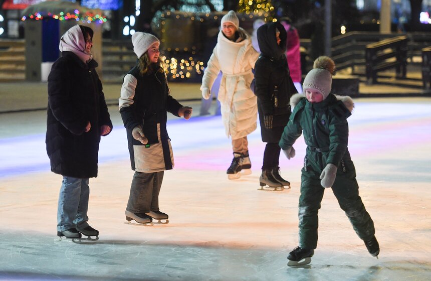Тематическая вечеринка "Русский авангард" прошла на ВДНХ 8 декабря 9 фото