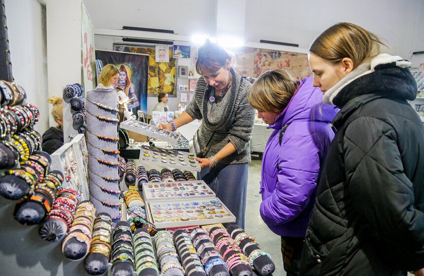 Индийский маркет "Delhi базар" прошел в столице 16 фото