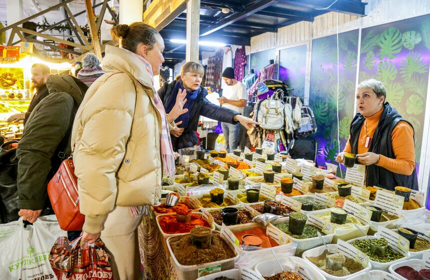 Индийский маркет "Delhi базар" прошел в столице 6 фото