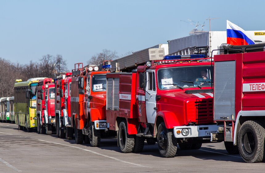 В Севастополь из Москвы выехала колонна с гуманитарной помощью 18 фото