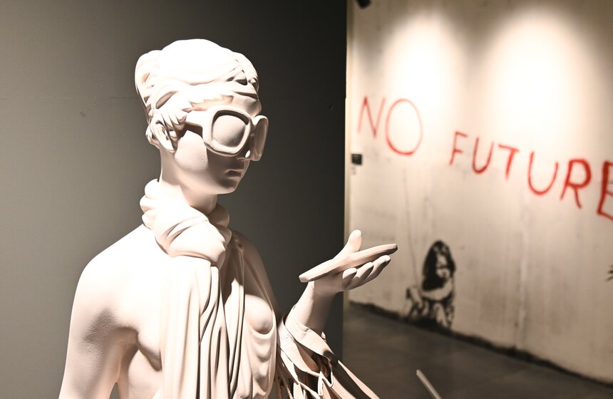 Выставка "Найти Бэнкси" вновь открылась на ВДНХ 5 фото