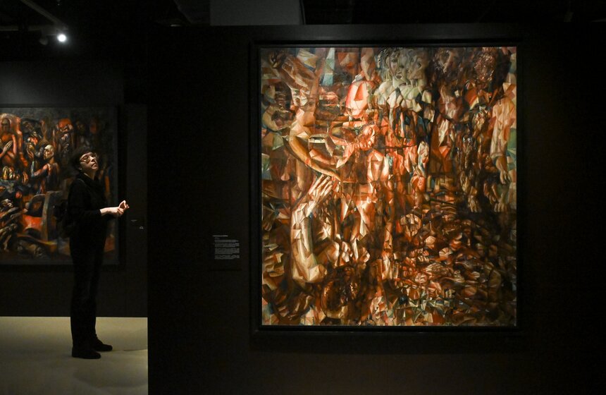 Выставка "Павел Филонов. Художник мирового расцвета" открылась в парке "Зарядье" 19 фото