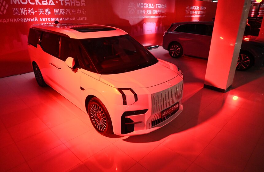 Автоцентр с китайскими машинами "Москва-Тянья" открыли в столице 21 фото