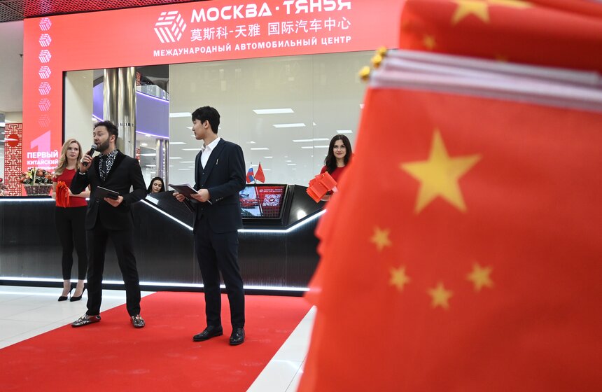 Автоцентр с китайскими машинами "Москва-Тянья" открыли в столице 4 фото