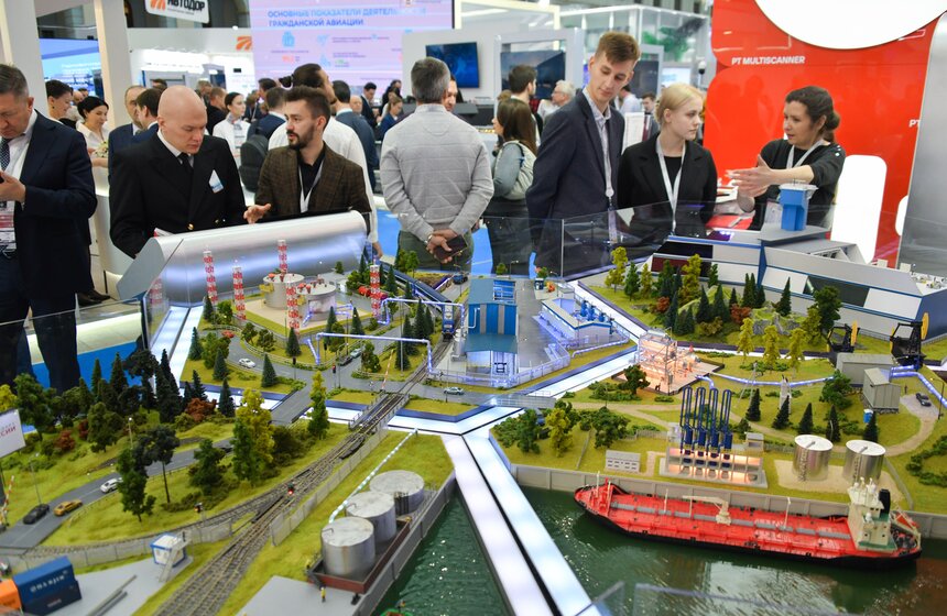 Форум и выставка "Транспорт России" завершатся в Гостином Дворе 16 ноября 11 фото