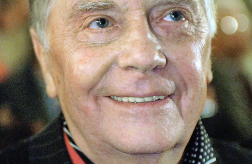 В Москве простятся с актером Анатолием Кузнецовым 4 фото