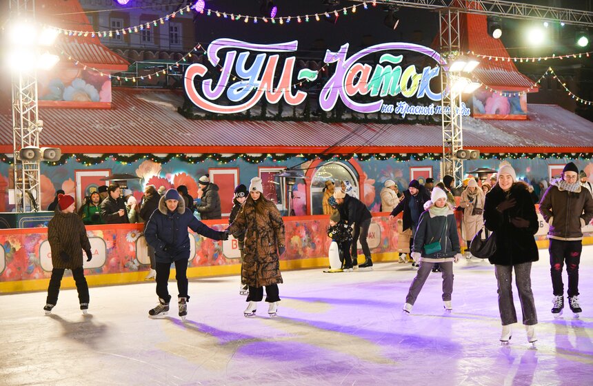 ГУМ-Каток открыли на Красной площади в столице 15 фото