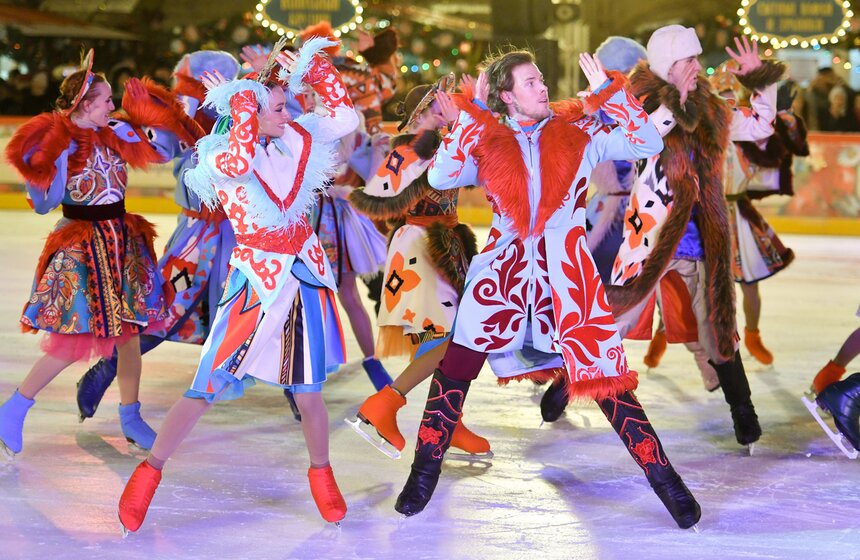 ГУМ-Каток открыли на Красной площади в столице 3 фото