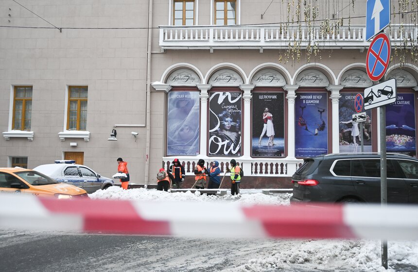 Работа коммунальных служб в Москве скорректирована из-за количества осадков 6 фото