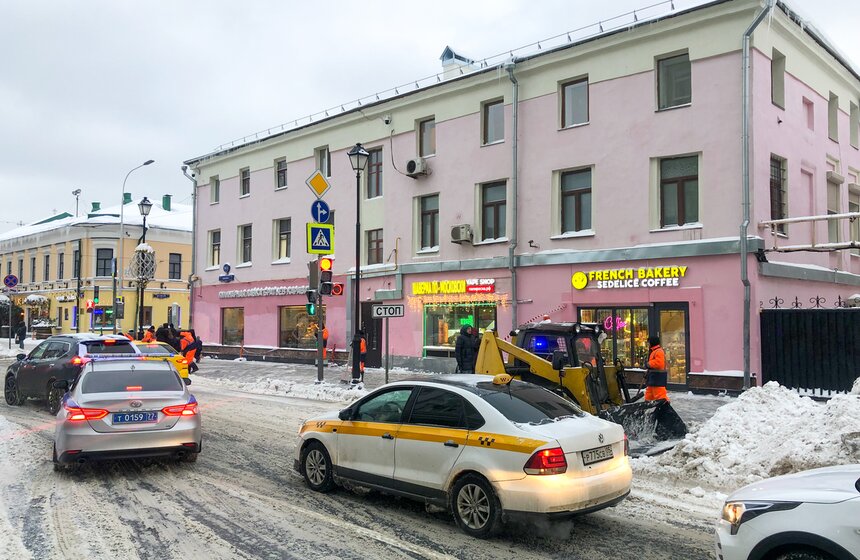 Работа коммунальных служб в Москве скорректирована из-за количества осадков 19 фото