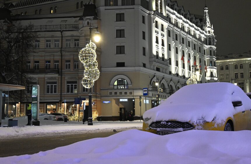 Сильнейший за 145 лет снегопад накрыл столицу 19 фото