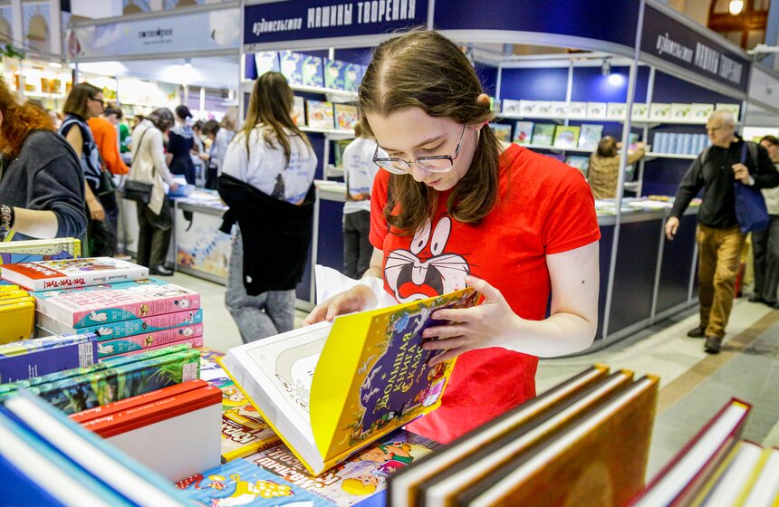 Более 300 издательств приняли участие в Международной книжной ярмарке Non/fiction 6 фото