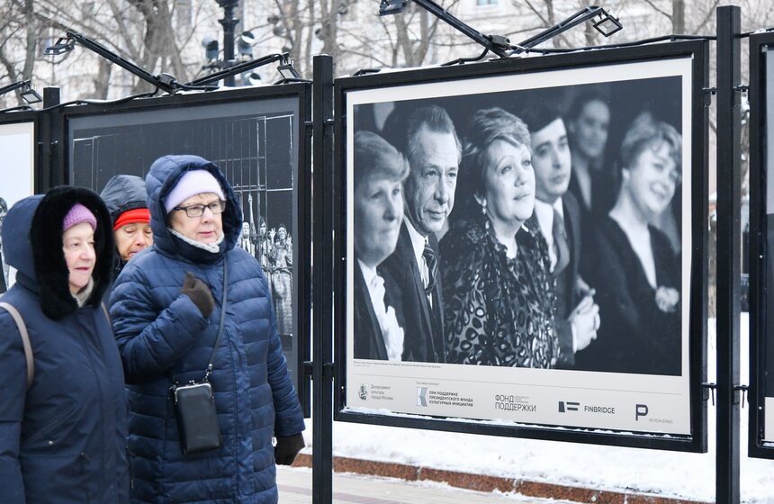 Фотовыставка в память о Галине Волчек открылась в столице 14 фото