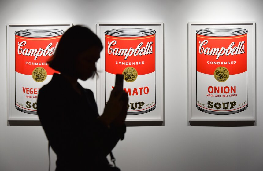 Выставка "Тинькофф Город: Энди Уорхол и русское искусство" открылась в столице 13 фото