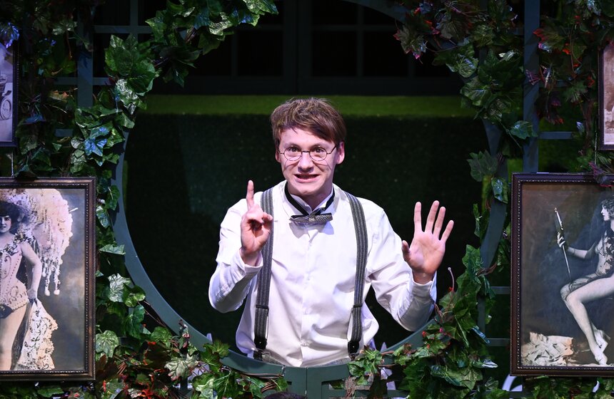 Премьера спектакля "Тетка Чарлея" состоялась в Театре на Трубной 8 фото