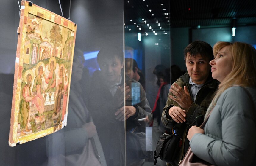 Выставка "Реставраторы. Новый слой" открылась в Подземном музее "Зарядья" 14 фото