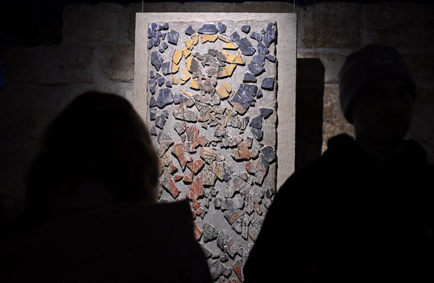 Выставка "Реставраторы. Новый слой" открылась в Подземном музее "Зарядья" 15 фото