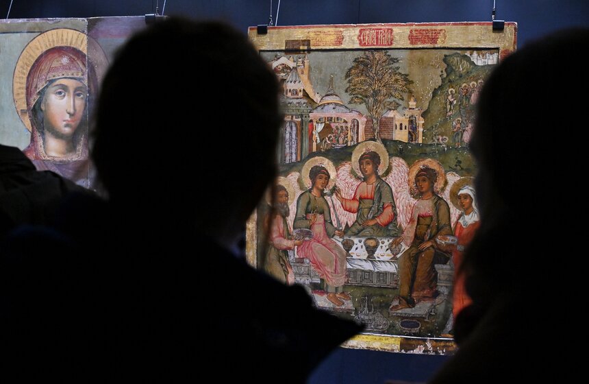 Выставка "Реставраторы. Новый слой" открылась в Подземном музее "Зарядья" 13 фото