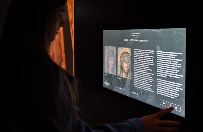 Выставка "Реставраторы. Новый слой" открылась в Подземном музее "Зарядья" 12 фото