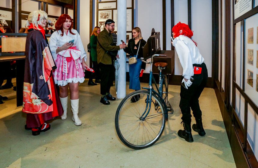 Более 200 экспонатов представили на выставке "Искусство МАНГА" в Москве 14 фото