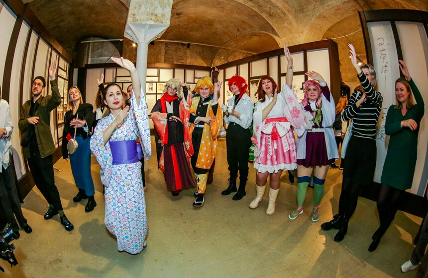 Более 200 экспонатов представили на выставке "Искусство МАНГА" в Москве 3 фото