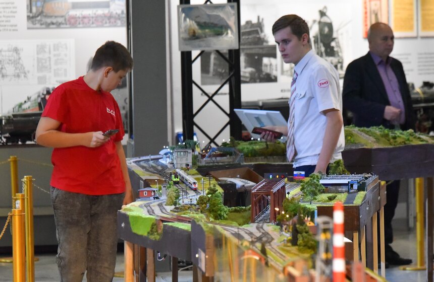Международная выставка "Железнодорожная модель" открылась на ВДНХ 10 фото