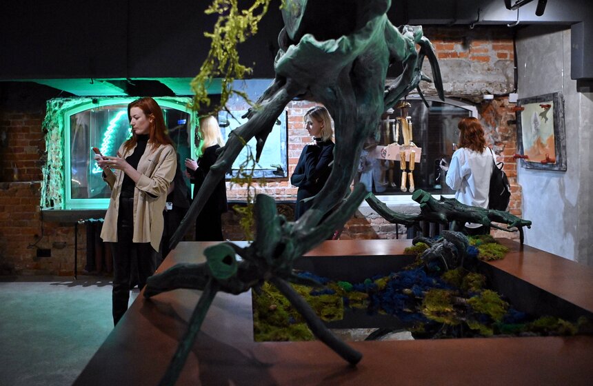 Спецпроект "Триасовый период" открыли в архитектурном бюро BURO ALL GALLERY 6 фото