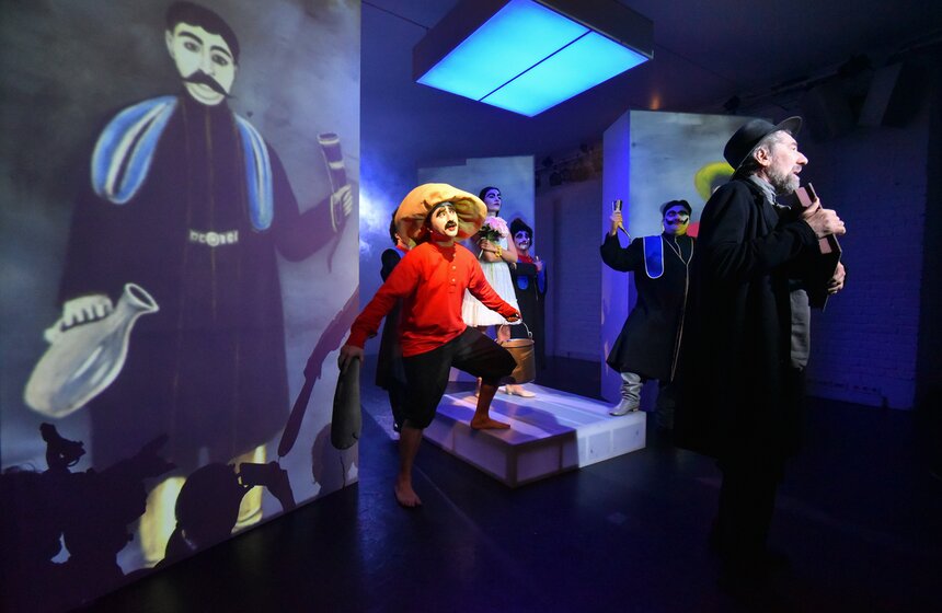 Премьера спектакля "Пиросмани. Праздник одиночества" состоялась в театре "МОСТ" 1 фото