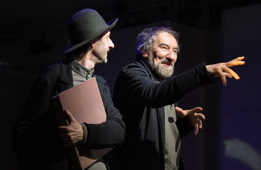 Премьера спектакля "Пиросмани. Праздник одиночества" состоялась в театре "МОСТ" 21 фото