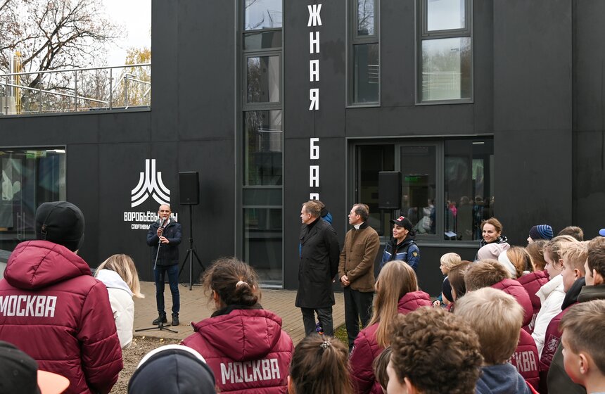 Лыжная база открылась на Воробьевых горах 6 фото