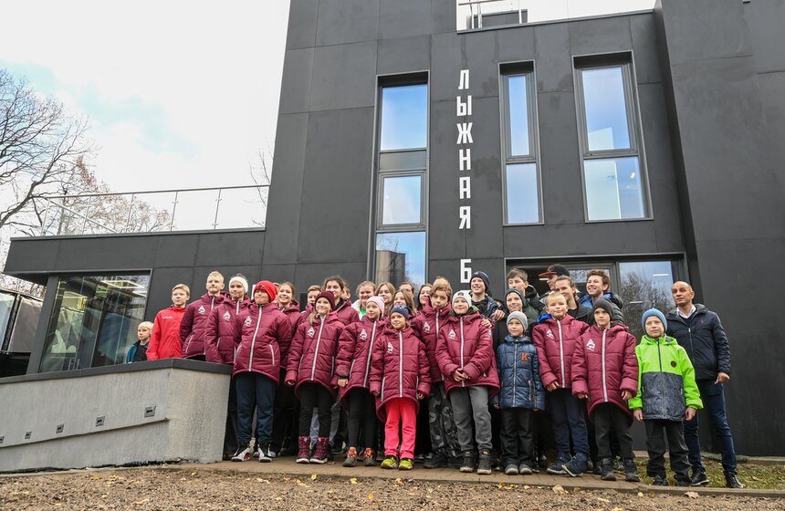 Лыжная база открылась на Воробьевых горах 17 фото