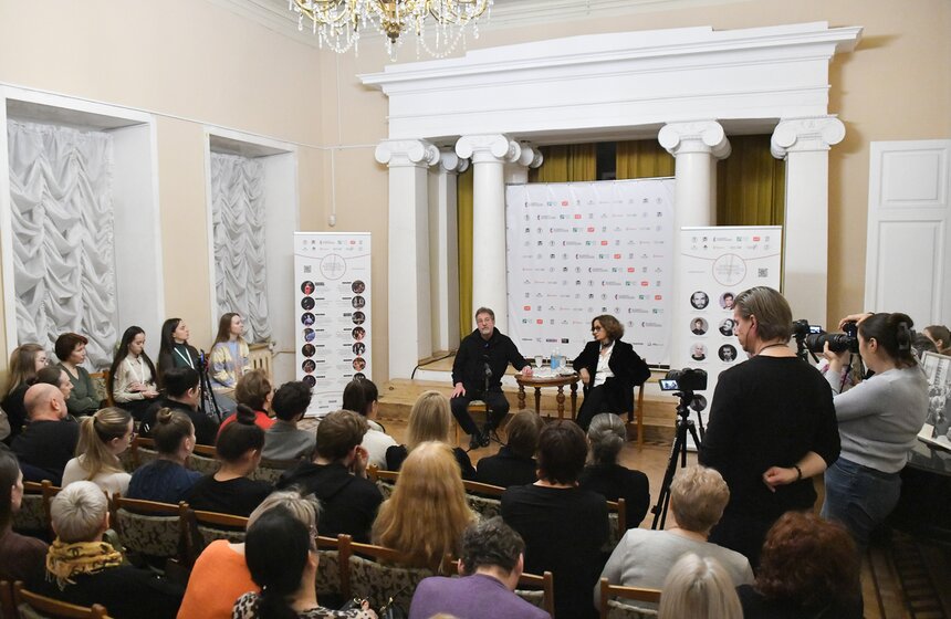 Фестиваль "Биеннале театрального искусства. Уроки режиссуры" начался в столице 7 фото