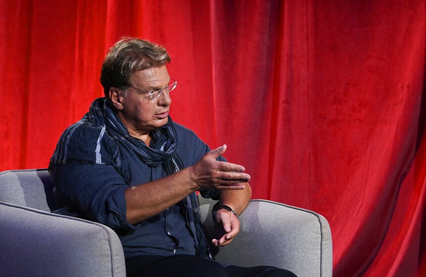 Олеся Железняк дала интервью в рамках программы "Золотая рыбка" 11 фото