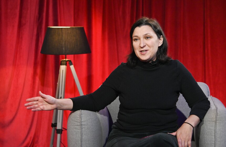 Олеся Железняк дала интервью в рамках программы "Золотая рыбка" 5 фото