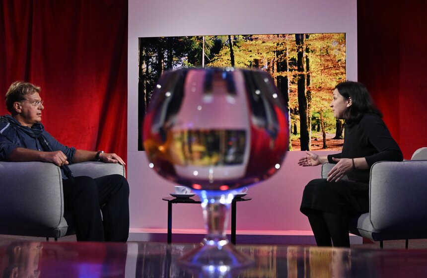 Олеся Железняк дала интервью в рамках программы "Золотая рыбка" 14 фото