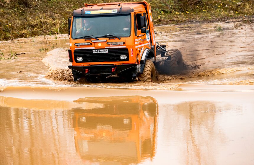 Соревнования по трак-триалу "Царь Горы" прошли в Твери 22 фото